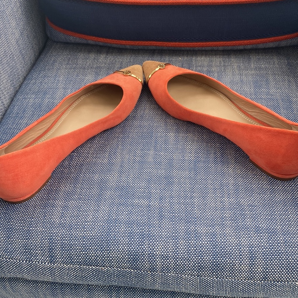 TORY BURCH ORANGE/TAN SUEDE FLATS - Picture 7 of 11